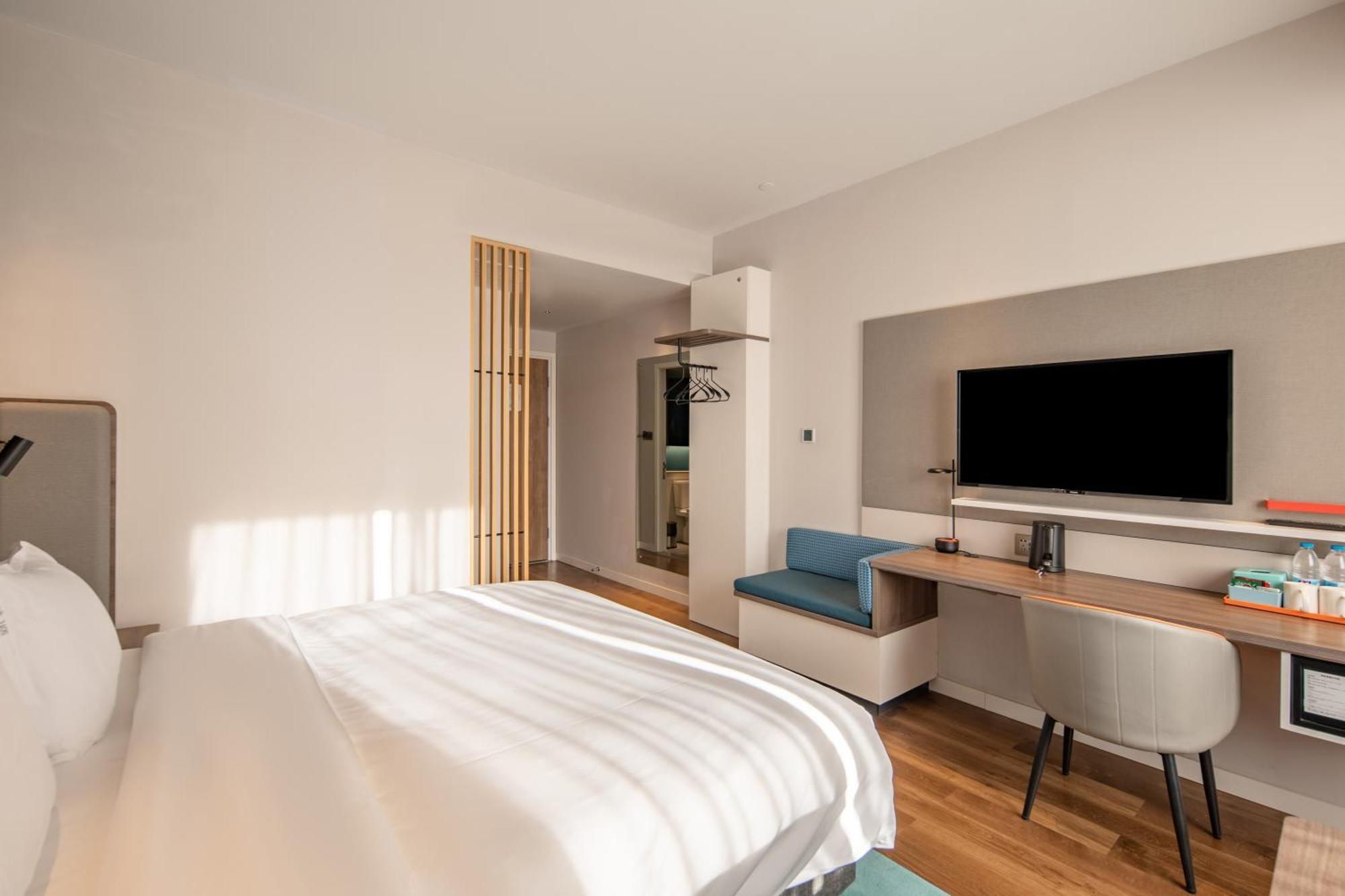 Holiday Inn Express Shanghai Jiading New City By Ihg Bagian luar foto